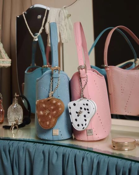 กระเป๋า Rally loop valentine limited รูปที่ 7