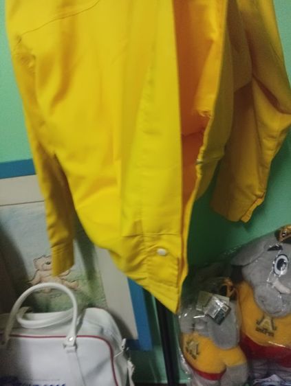 เสื้อแจ็คเก็ตสีเหลือง ธนาคารนครหลวงไทย รูปที่ 10