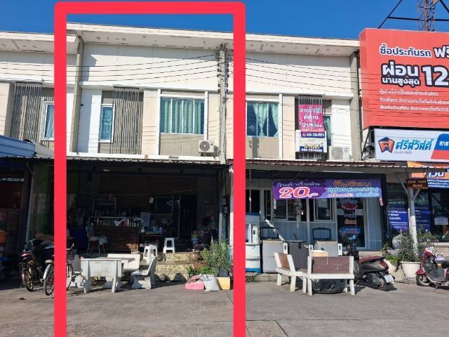 ใช่ อาคารพาณิชย์ 2ชั้น ขนาด22ตรว. 3นอน 2น้ำ 1ครัว เหมาะทำการค้า พักอาศัย ตั้งอยู่หน้าพฤกษาวิลล์79 ขาย4ล้านพร้อมโอน0957804656 รูปที่ 2