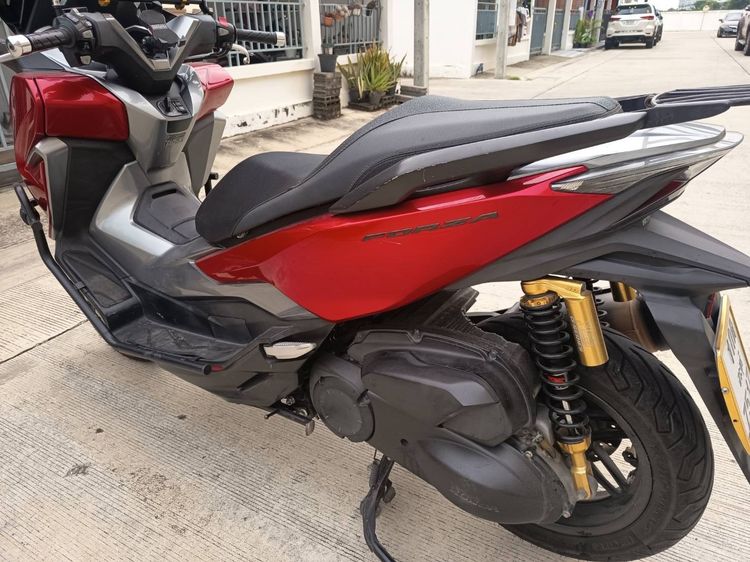 มอเตอร์ไซค์ Honda forza 300 รูปที่ 5