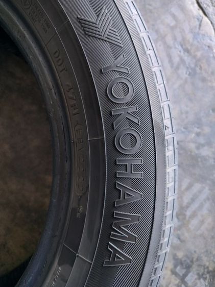 ยางโยโก 215 60 16 รูปที่ 9