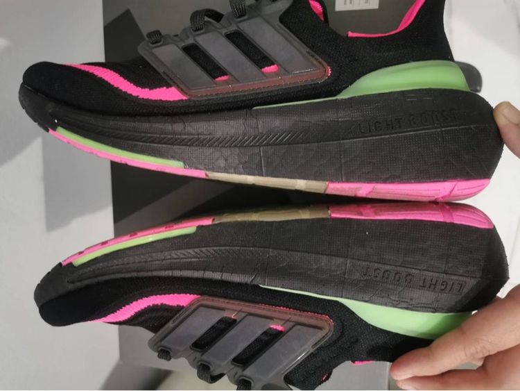 Adidas Ultraboost Light ของแท้ 25.5 cm รูปที่ 8