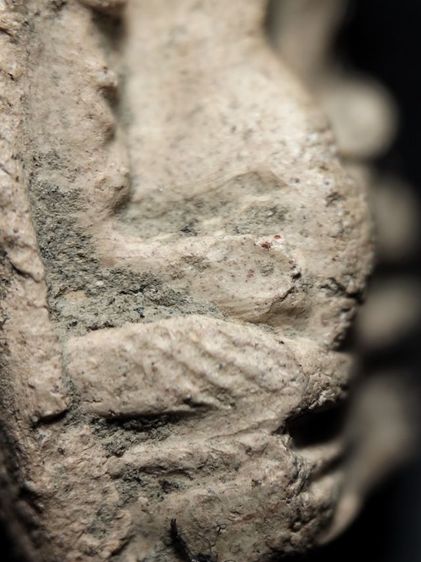 พระรอดลำพูนพ์เล็กเนื้อขาวชมพูครับ รูปที่ 15