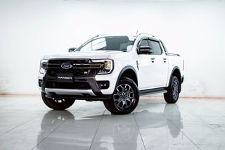 FORD RANGER 2.0 TURBO LIMITED HI-RIDER DOUBLE CAB 2022 ออกรถ 0 บาท จัดได้ 744,000  บ.  รหัสรถ 2B282 