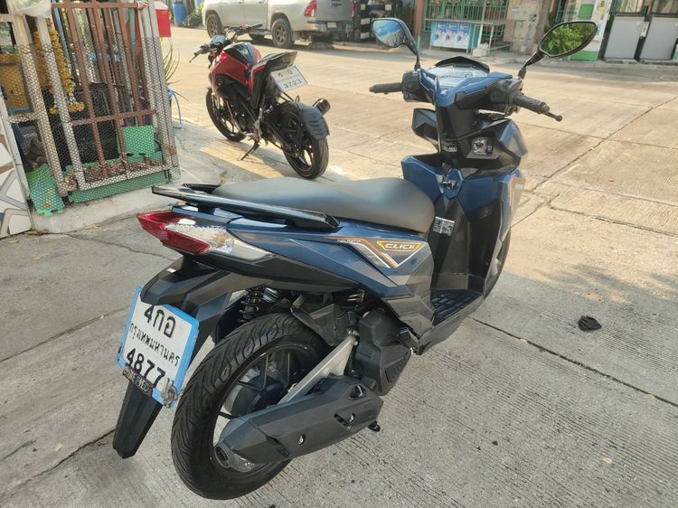 🛵ยังไงก็ขาย CLICK125 i ปี 59 เครื่องดี สีสวย สตาร์ทมือ เล่มชุดโอนครบ+เปลี่ยนถ่ายน้ำมันเครื่องฟรี ส่งฟรี30 ก.ม รูปที่ 7