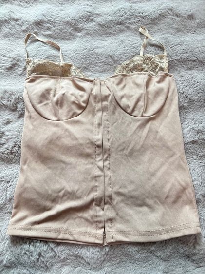 เสื้อผ้ามือสอง