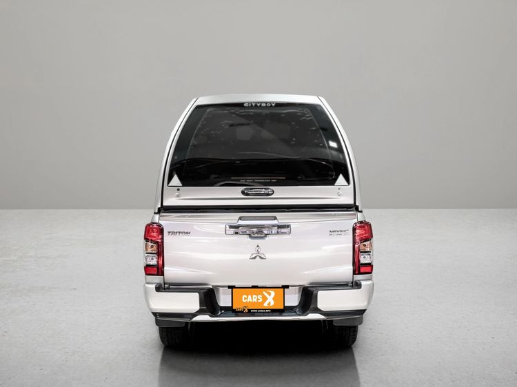 Mitsubishi Triton 2020 All New Double Cab 2.4 GLS 4WD Pickup ดีเซล ไม่ติดแก๊ส เกียร์ธรรมดา บรอนซ์เงิน รูปที่ 3