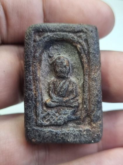 เปิดครับ พระบ้าน เก่าๆ มี 18 องค์ ราคา องค์ละ 400 บาท 3 องค์ 1,000 บาท ครับ ส่งฟรี รวมกันได้ ทุกรายการครับ สนใจ ทักมาได้เลยครับ รูปที่ 2