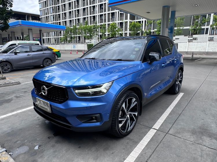 Volvo XC40 2021 2.0 T5 R-Design 4WD Utility-car เบนซิน ไม่ติดแก๊ส เกียร์อัตโนมัติ น้ำเงิน รูปที่ 2