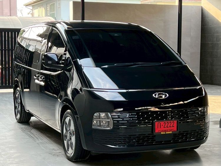 Hyundai Staria 2022 2.2 SEL Van ดีเซล ไม่ติดแก๊ส เกียร์อัตโนมัติ ดำ รูปที่ 2
