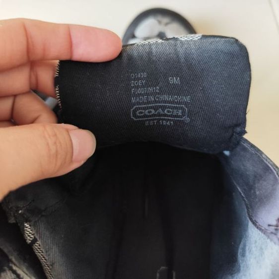 รองเท้าผ้าใบหุ้มข้อ COACH size 9 ยาวด้านใน26cm มือสองขายตามสภาพขอคนรับได้ รูปที่ 6