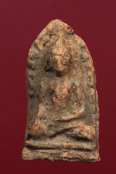 พระรอดลำพูนสวยๆค่ะเก่าค่ะ