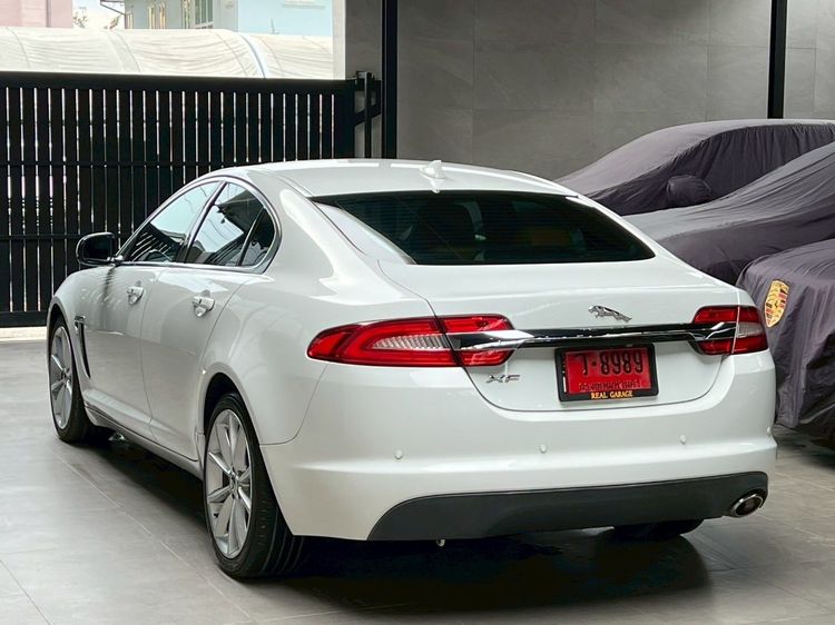 Jaguar XF-Series 2013 2.2 Sedan ดีเซล ไม่ติดแก๊ส เกียร์อัตโนมัติ ขาว รูปที่ 3