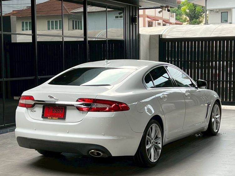 Jaguar XF-Series 2013 2.2 Sedan ดีเซล ไม่ติดแก๊ส เกียร์อัตโนมัติ ขาว รูปที่ 4