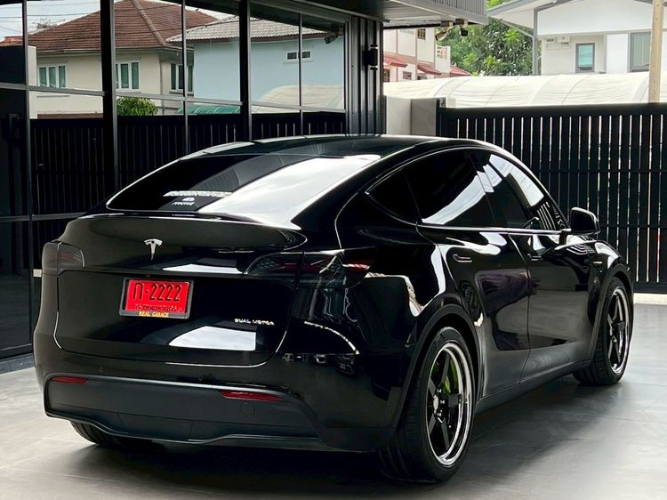 Tesla Model Y 2023 Long Range AWD Sedan ไฟฟ้า ไม่ติดแก๊ส เกียร์อัตโนมัติ ดำ รูปที่ 4