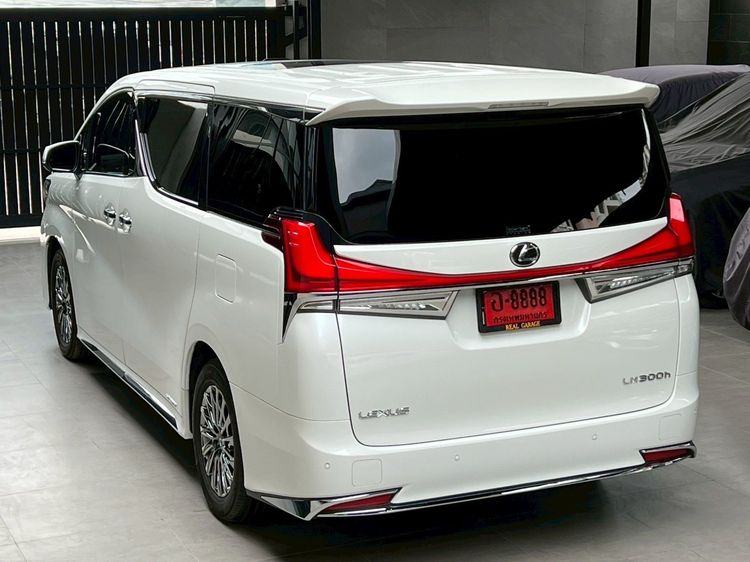 Lexus LM300h 2022 Executive 7-Seater Van เบนซิน ไม่ติดแก๊ส เกียร์อัตโนมัติ ขาว รูปที่ 4