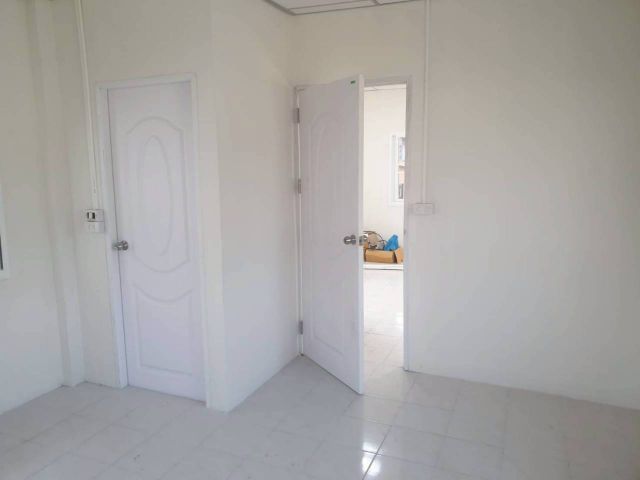 ให้เช่าบ้านพร้อมที่ดิน