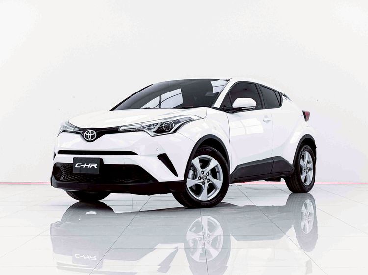 รถ Toyota C-HR 1.8 Entry สี ขาว