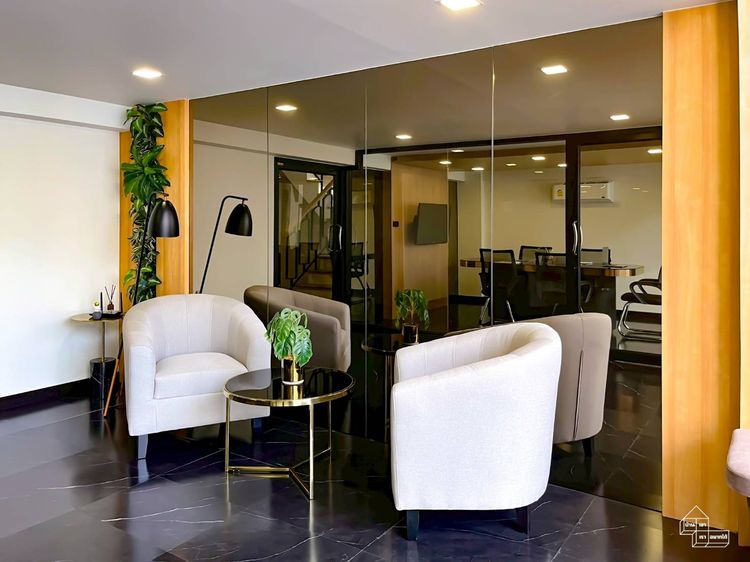 โฮมออฟฟิศ 4.5 ชั้น รูปที่ 3