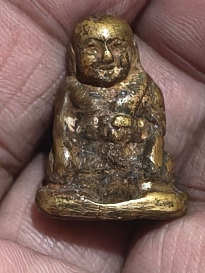 พระเครื่องเมืองสุโขทัยรูปหล่อโบราณหลวงพ่อเอมวัดคลองโป่งเนื้อทองผสม รูปที่ 8