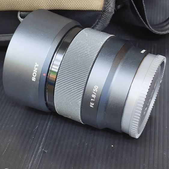 Sony FE 50mm F1.8 SEL50F18F Full Frame E-mount เลนส์หน้าชัดหลังละลาย พร้อมฮูดแท้ รูปที่ 13