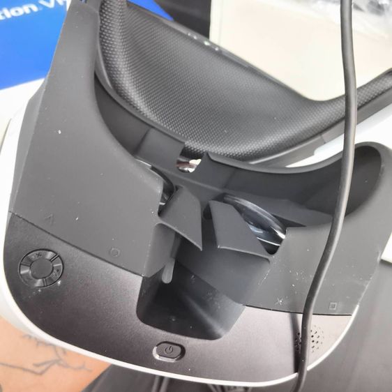 PlayStation VR PSVR Gen 1 แว่น VRสําหรับ PS4 จอ OLED 5.7" 120Hz 3D พร้อม PlayStation Camera รูปที่ 3