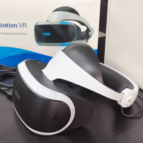 Sony เครื่องเล่น VR เชื่อมต่อไร้สายไม่ได้ PlayStation VR PSVR Gen 1 แว่น VRสําหรับ PS4 จอ OLED 5.7" 120Hz 3D พร้อม PlayStation Camera
