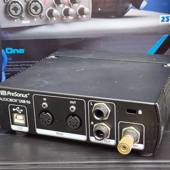 PreSonus AudioBox 96 Studio ชุดอัดเสียงครบเซ็ต พร้อมทําเพลง Podcast ได้ทันที รูปที่ 8