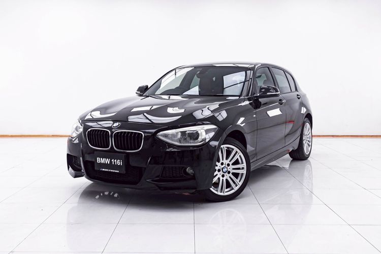 รถ BMW Series 1 116i สี ดำ