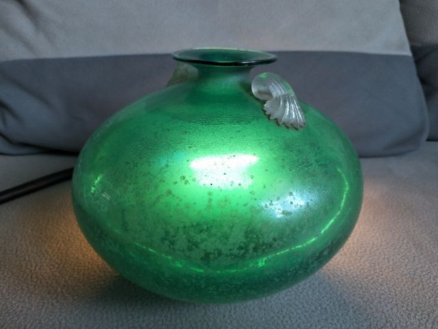 ขอขายแก้วสีเขียวจากอีตาลี เรียกว่า แก้ว Murano glas วินเทจหายากยุค 1970 เป็นแก้วทางอีตาลีสะสมกันข้องข้างราคาเป็นหมื่นขนาดความสูง 15ซม. รูปที่ 3