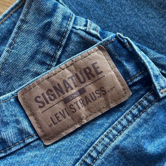 👖★  Levi's Signature ★ Gold Label (W32 L30) Regular Straight ของแท้ รูปที่ 2
