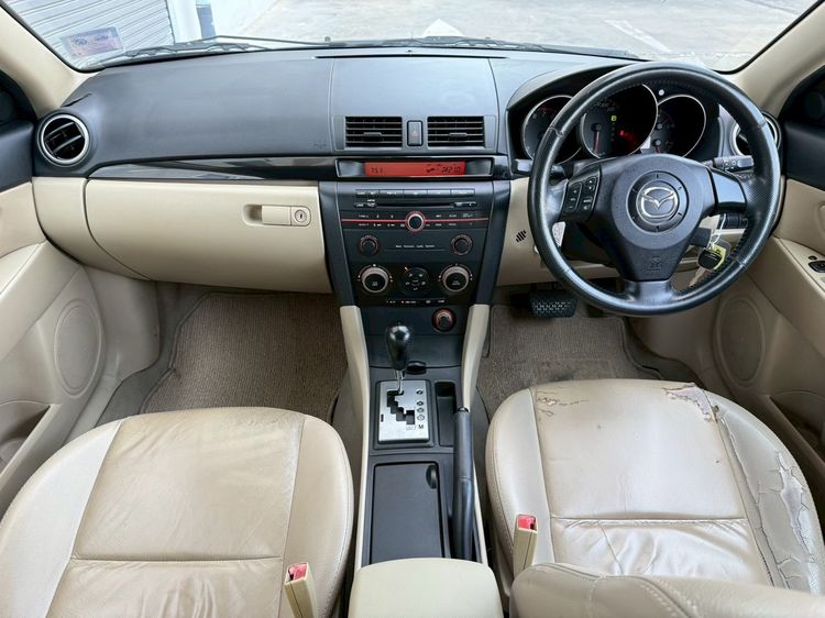 Mazda Mazda3 2006 1.6 V Sedan เบนซิน ไม่ติดแก๊ส เกียร์ธรรมดา เทา รูปที่ 2