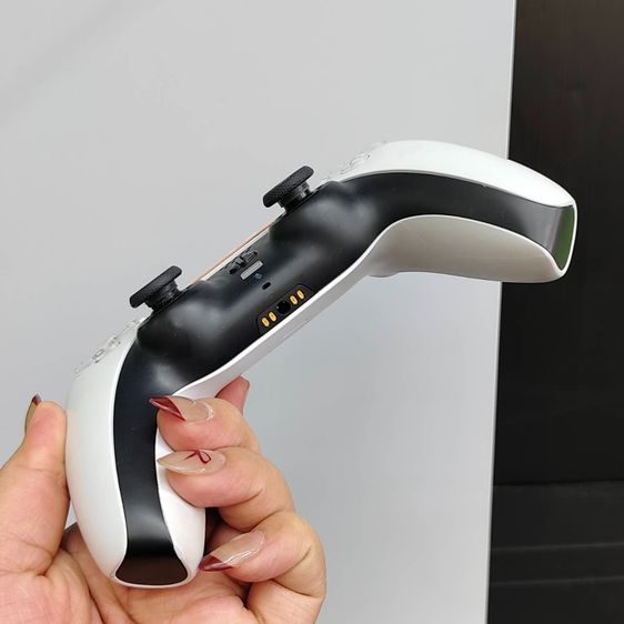 PS5 Digital Edition เครื่องศูนย์ ใช้งานปกติ อุปกรณ์ครบ รูปที่ 13