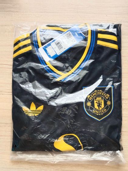 เสื้อแมนยู ใหม่ แท้ สีดำ Size L พร้อมส่ง