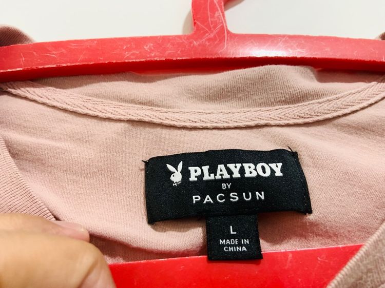 เสื้อยืด PLAYBOY แท้ 💯 size L ขนาด อก 21.5 ยาว 28 นิ้ว สภาพดีมาก ลายสวย เนื้อผ้านิ่มมาก หายากน่าสะสมครับ รูปที่ 3
