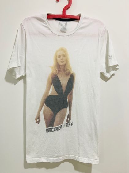 ขาว อื่นๆ แขนสั้น อื่นๆ เสื้อยืด PLAYBOY แท้ 💯 size XL ขนาด อก 22 ยาว 28 นิ้ว สภาพดีมาก ลายสวย สกีนจม เนื้อผ้านิ่มมาก หายากน่าสะสมครับ