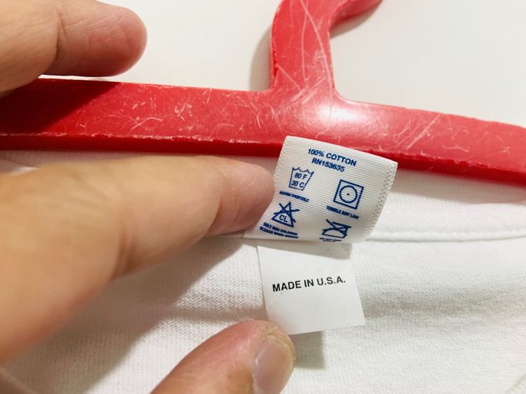 เสื้อยืด UNDEFEATED made in USA แท้ 💯 size M ขนาด อก 21 ยาว 28 นิ้ว สภาพดีมาก ลายสวย เนื้อผ้านิ่มมาก หายากน่าสะสมครับ รูปที่ 4