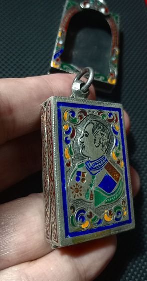 ตลับสมเด็จเนื้อเงินแท้ลงยาเงินแท้เก่าโบราณสภาพเยี่ยม รูปที่ 9