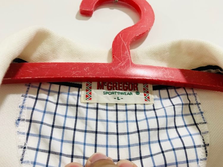 เสื้อโปโล McGregor กระเป๋าอกซ้าย แท้ 💯 size L ขนาด อก 21 ยาว 27.5 นิ้ว สภาพใหม่มาก สีขาว ดีเทลสวย เนื้อผ้าดีมากนิ่มใส่สบาย หายากน่าสะสมครับ รูปที่ 5