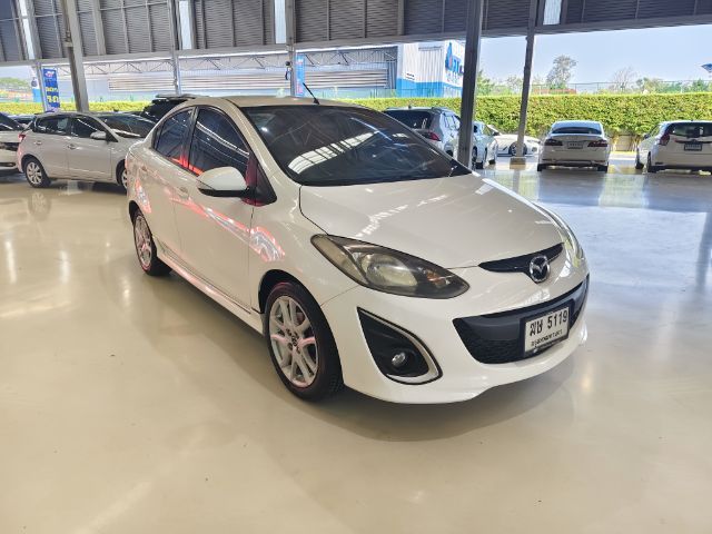 Mazda Mazda 2 2012 1.5 Spirit Sedan เบนซิน ไม่ติดแก๊ส เกียร์อัตโนมัติ ขาว รูปที่ 3