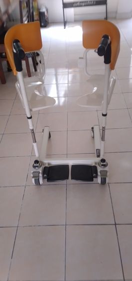 รถเข็นเคลื่อนย้ายผู้ป่วยพร้อมส้วม รูปที่ 3