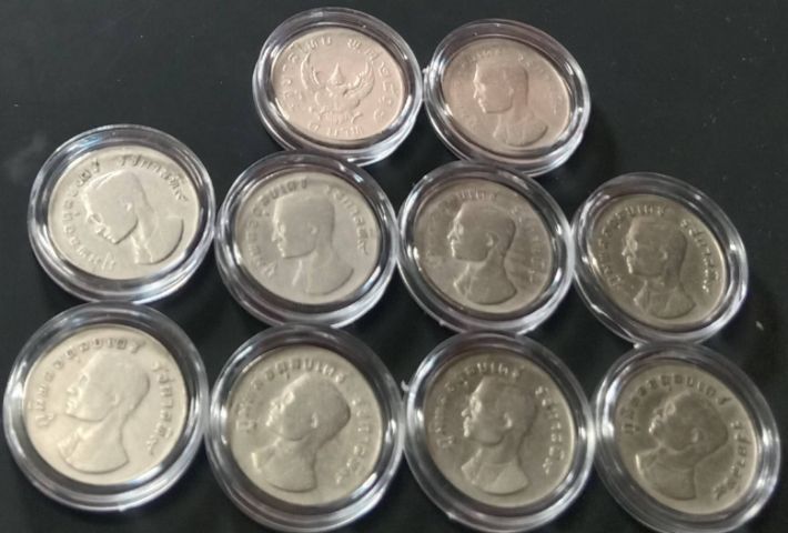 ๑บาทครุฑ๒๕๑๗พร้อมตลับเหรียญละ รูปที่ 3