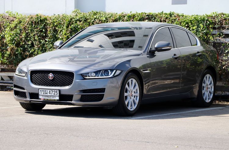 Jaguar XE 2019 2.0 R-Sport Sedan ดีเซล ไม่ติดแก๊ส เกียร์อัตโนมัติ เทา รูปที่ 3