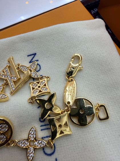 จิวเวอรี่ สร้อยข้อมือ แบรนด์เนม