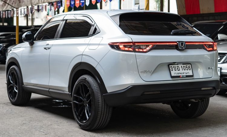 Honda HR-V 2023 1.5 e:HEV E Utility-car ไฮบริด ไม่ติดแก๊ส เกียร์อัตโนมัติ ขาว รูปที่ 3