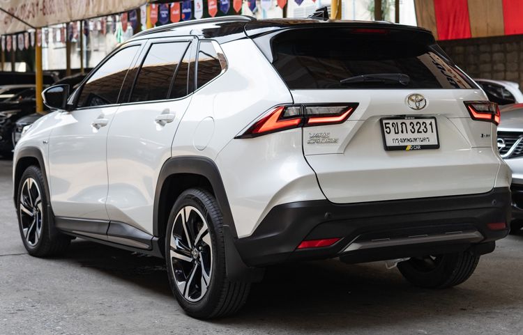 Toyota Yaris Cross 2024 1.5 HEV Premium Luxury Utility-car ไฮบริด ไม่ติดแก๊ส เกียร์อัตโนมัติ ขาว รูปที่ 3