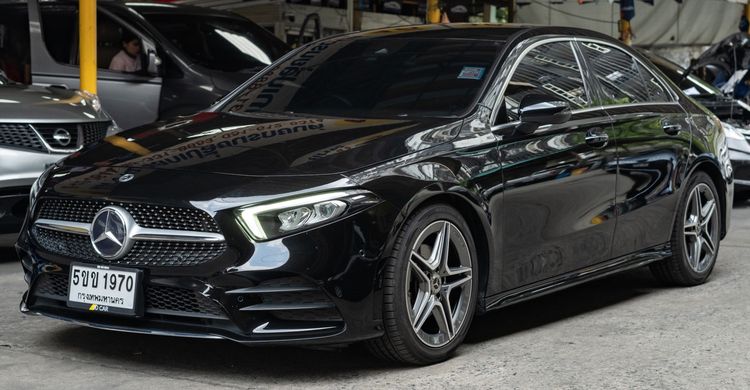 Mercedes-Benz A-Class 2024 A200 Sedan เบนซิน ไม่ติดแก๊ส เกียร์อัตโนมัติ ดำ รูปที่ 2