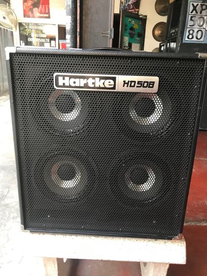 amp bass