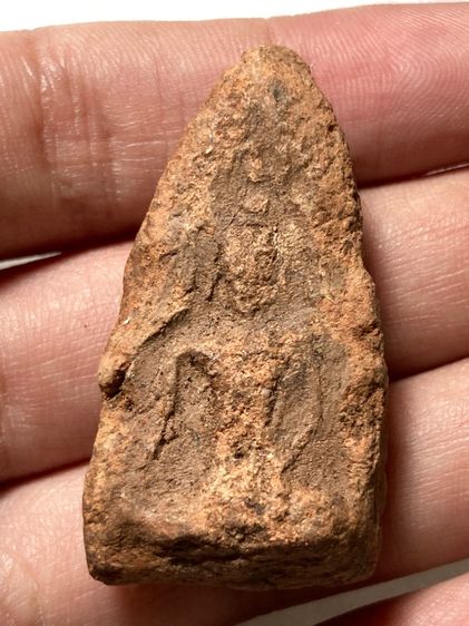 พระขุนแผนเนื้อดินเก่าๆ