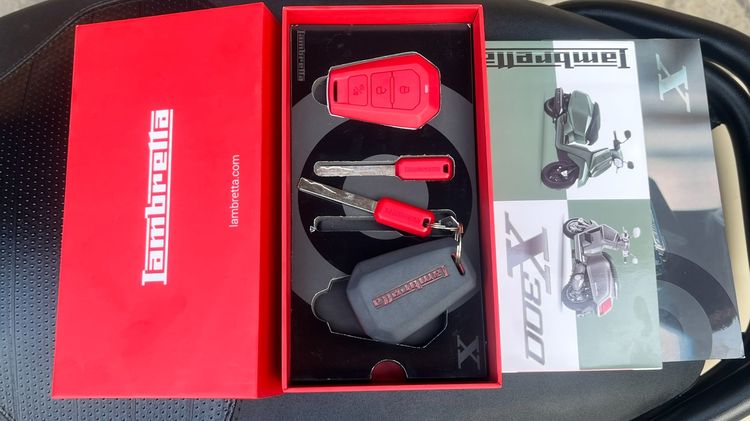 Lambretta X300 จดปี 23 ไมล์ 1083 km. รูปที่ 4